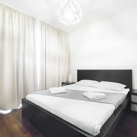 Incity Urban Garden Retreat 아파트 *