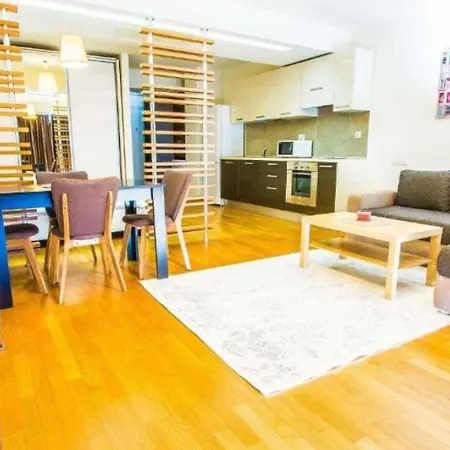 Incity Urban Garden Retreat Appartement Bucarest