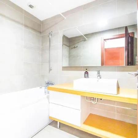 Appartement Incity Urban Garden Retreat