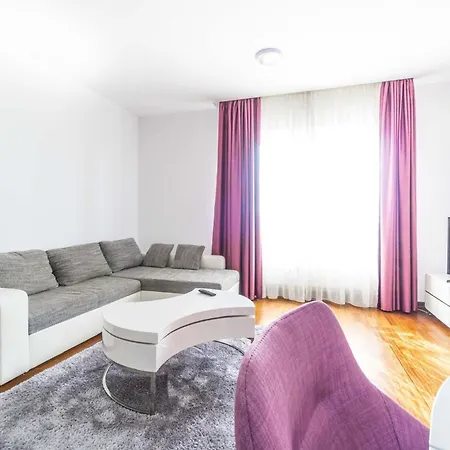 Incity Urban Garden Retreat Appartement