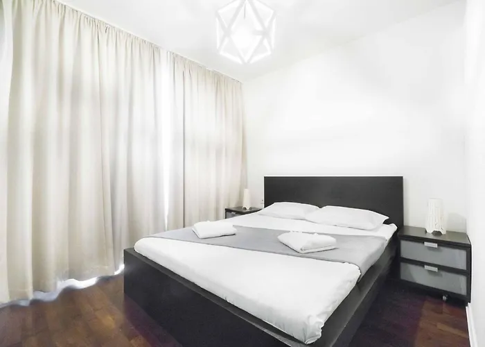 Incity Urban Garden Retreat Apartment *